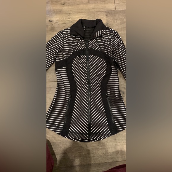 Lululemon define sweater - Picture 2 of 5